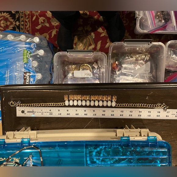 J.Crew Dune Brûlée Necklace White Iridescent & Golden Amber Stones, Stunning - Picture 4 of 5